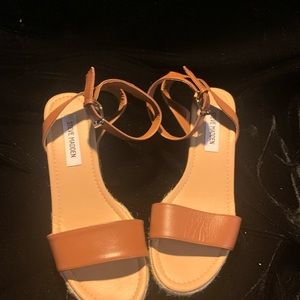 Steve Madden platform sandals